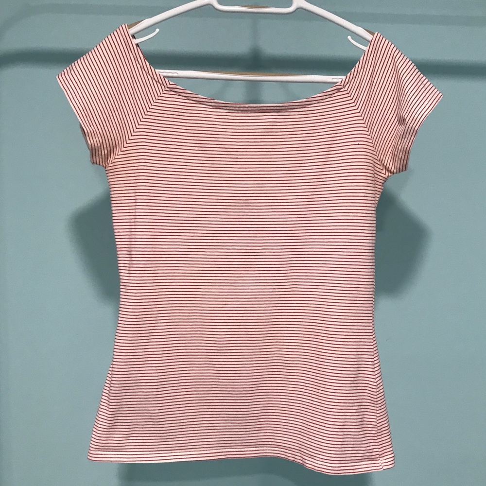 Simon’s TWIK Red Striped Off the Shoulder Tee M
